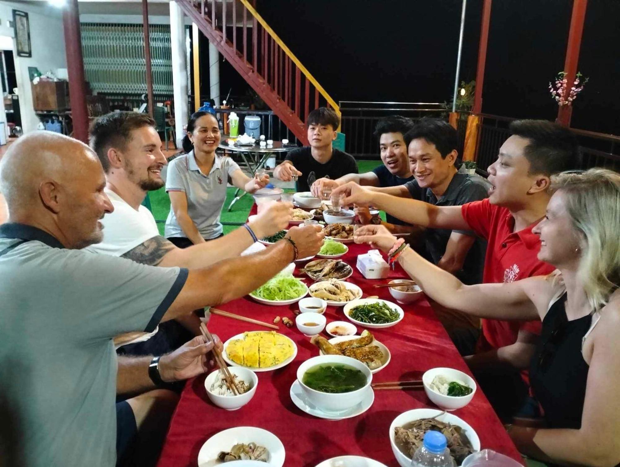 Ba Be Homestay - Nha Nghi Tran Thuc Bac Kan Exterior foto